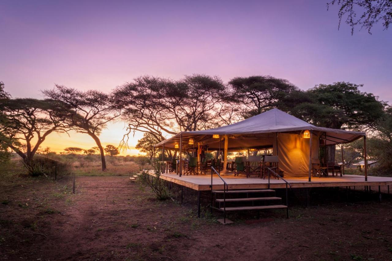 Baobab Tented Camp Kwa Kuchinia Bagian luar foto