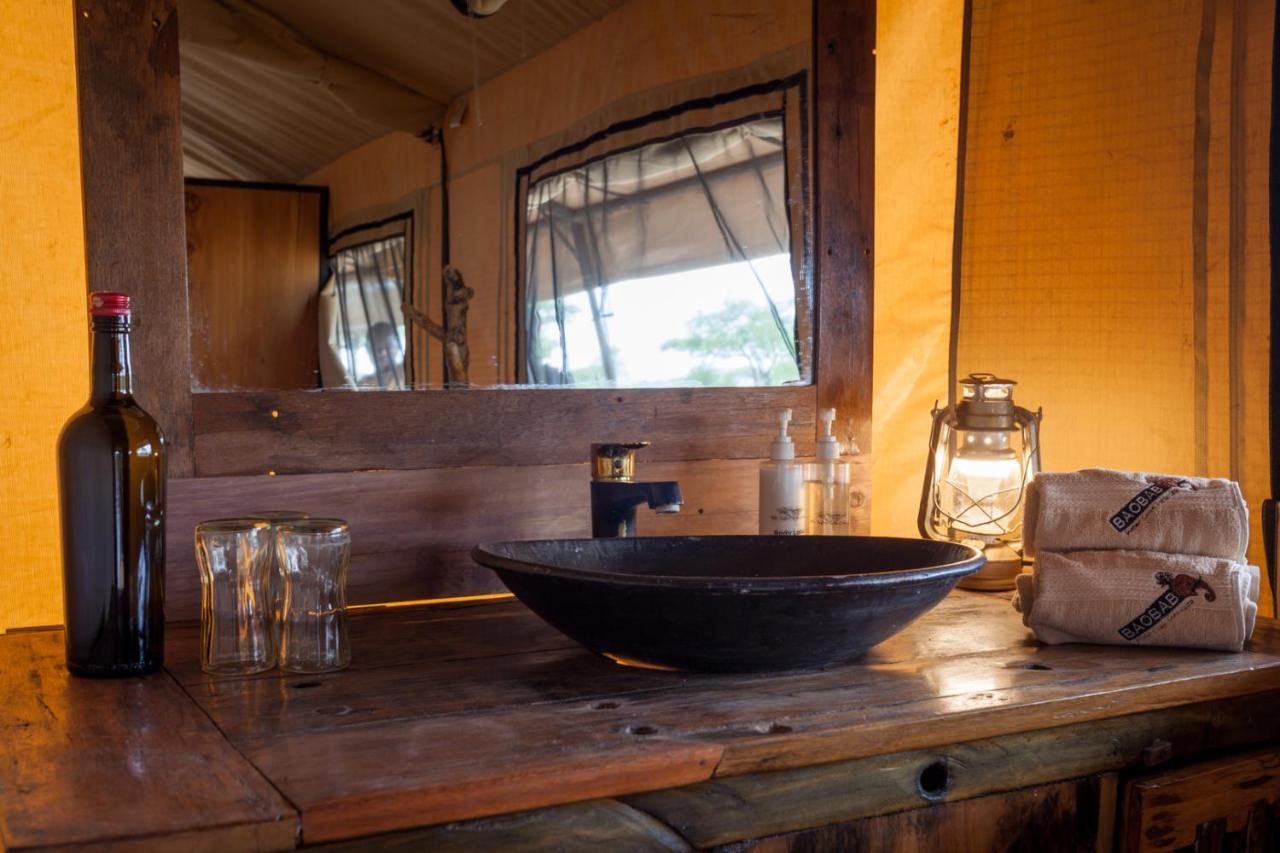 Baobab Tented Camp Kwa Kuchinia Bagian luar foto