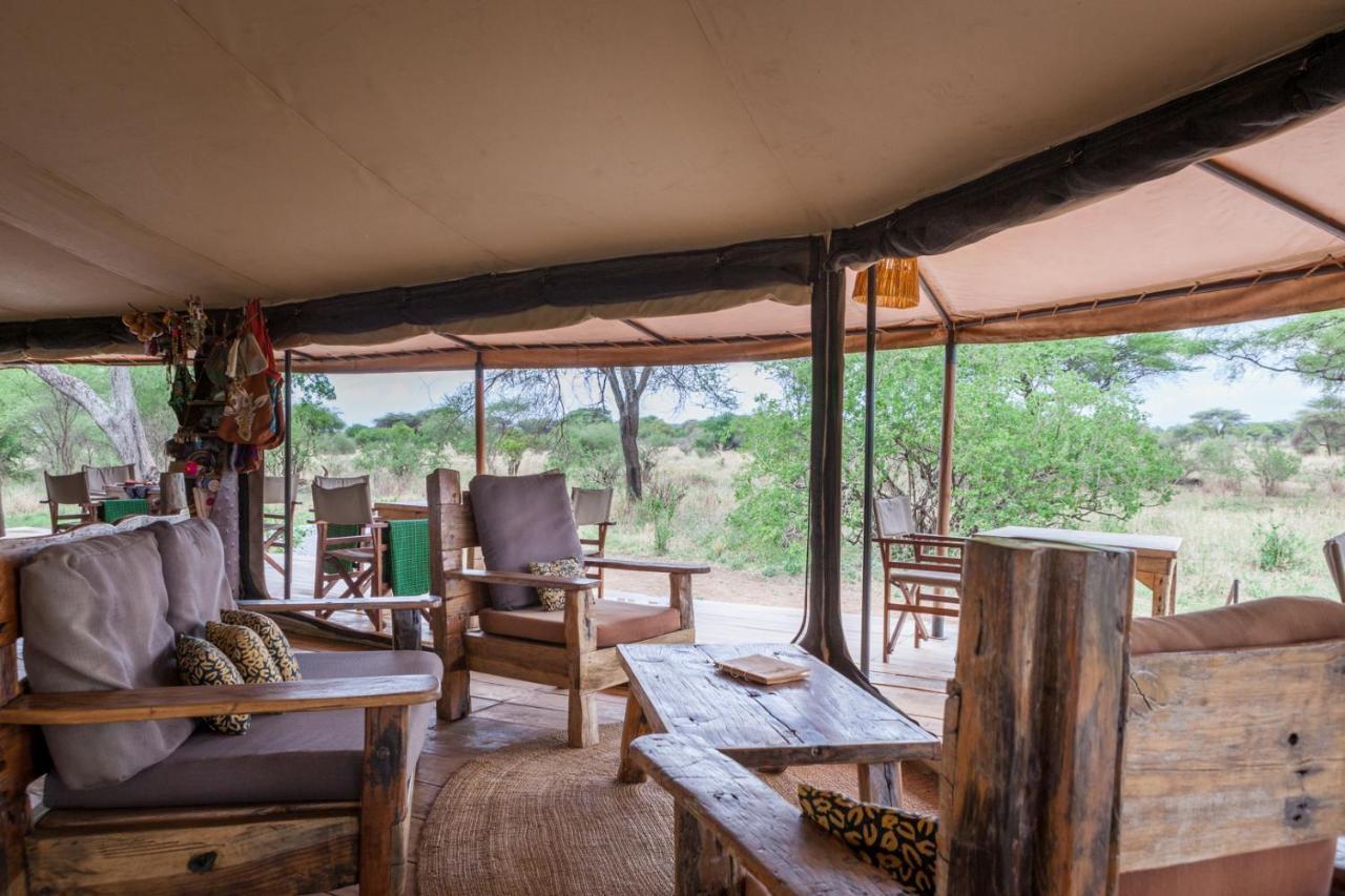 Baobab Tented Camp Kwa Kuchinia Bagian luar foto