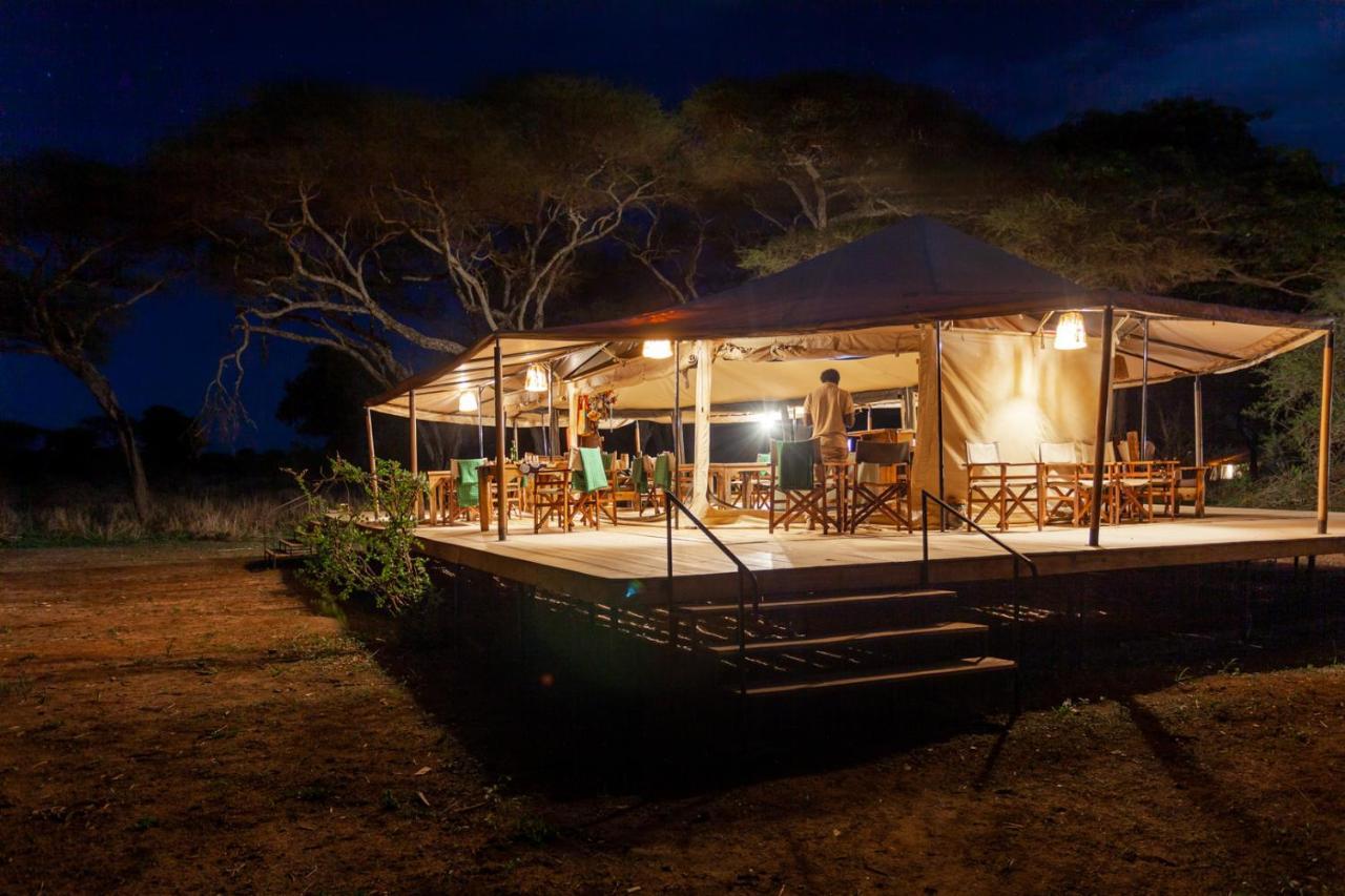 Baobab Tented Camp Kwa Kuchinia Bagian luar foto